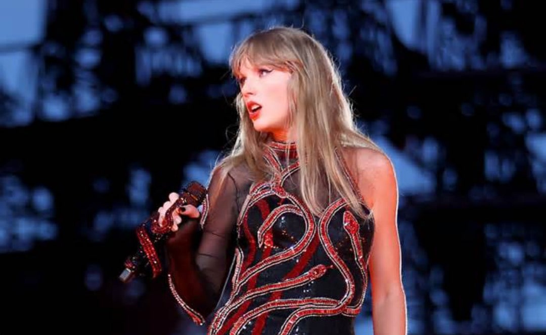 Taylor Swift Shatters SoFi Stadium Record, Sparking Los Angeles' Swift-mania!